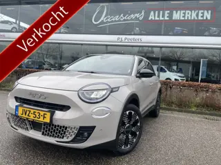 Fiat 600 1.2 Hybrid La Prima 136 pk vol opties Achteruitrijcamera - Apple carplay - Airco - Cruise c