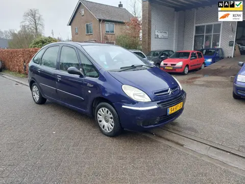 Citroen Xsara Picasso 1.8i-16V Attraction