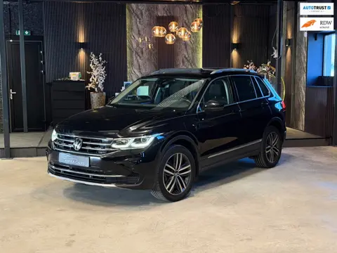 Volkswagen TIGUAN 1.4 TSI eHybrid R-Line|PANO|FULL OPTIONS