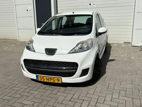 Peugeot 107 1.0-12V XS