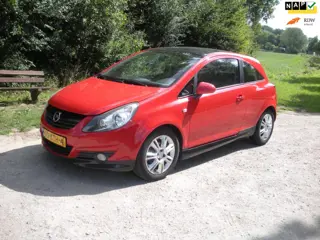 Opel Corsa 1.4-16V Color Edition