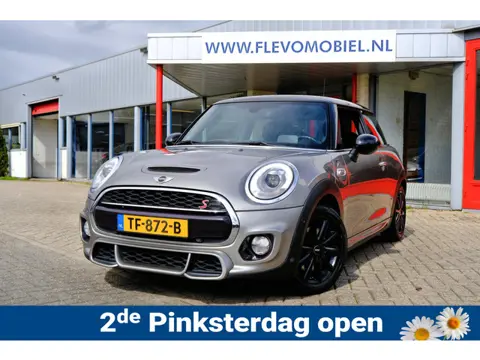 Mini Cooper S 2.0 192pk JCW Aut. Leder|HUD|Sportstoelen|Cam|LMV