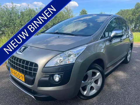 Peugeot 3008 1.6 | Automaat | Clima | Cruise | Panodak | Navi | Bluetooth | Trekhaak | APK april 202