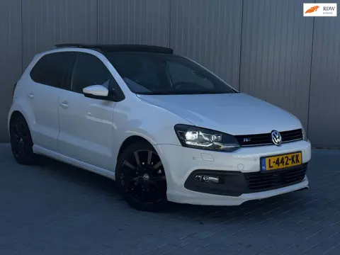 Volkswagen Polo 1.4 TDI R-Line DSG PANO
