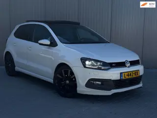 Volkswagen Polo 1.4 TDI R-Line DSG PANO