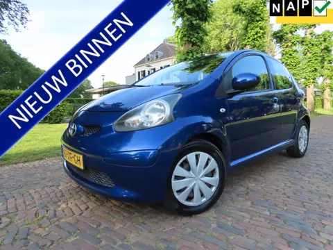 Toyota Aygo 1.0-12V + 5 Drs Stuurbekrachtiging Zuinige Auto