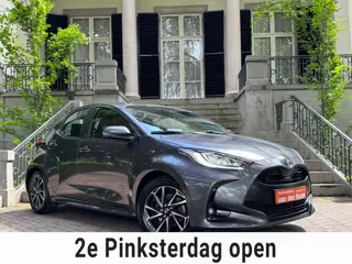 Toyota Yaris 1.5 Hybrid Team Deutschland Automaat Navi Camera Climate Cruise Ctr Stoelverwarming
