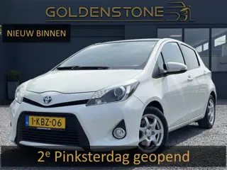 Toyota Yaris 1.5 Full Hybrid Dynamic Pano,Navi,Camera,Clima,Cruise,Halfleder,PDC V+A,5 Deurs,N.A.P,L