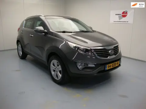 Kia Sportage 2.0 X-ecutive Plus Pack /Parkeersensors voor en achter/ Trekhaak