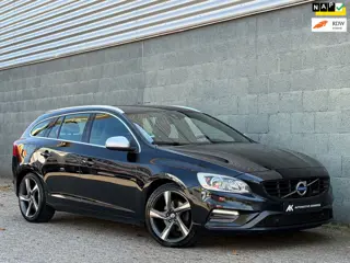 Volvo V60 2.0 D4 R-Design | 2e Eignr | Automaat | Half Leer | Navi | LED | Trekhaak | Airco | Boekje