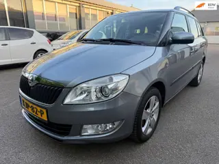 Skoda Fabia Combi 1.2 TSI Monte Carlo 2013 cilma control cruise control