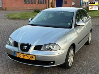 Seat Cordoba 2.0 Sport ECC Audio-CD/MP3 El. pakket Sportstoelen Colorpakket LMV 16" Cruisecontrol AB