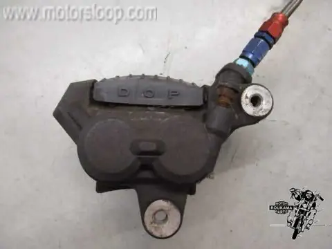 Suzuki GSX400F(GK74A) Remklauw links voor
