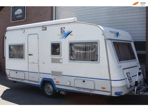 Knaus 8406 Sudwind, 4 Persoons, mover, Fietsendrager, midden keuken, vast toilet, kachel, Luifel