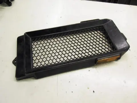 Honda VT500FT Radiateur cover 19032-MF5-880