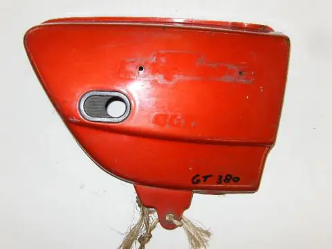 SUZUKI GT380 Zijkap Rechts Rood