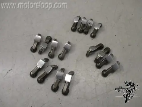Honda CBX750F(RC17) Klepuimelaars