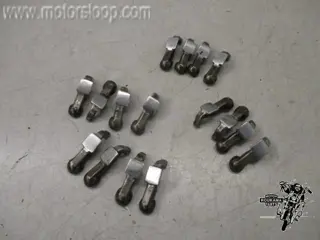 Honda CBX750F(RC17) Klepuimelaars