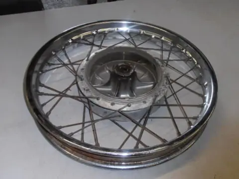 Honda CM450(PC05) Voorwiel 44601-413-670