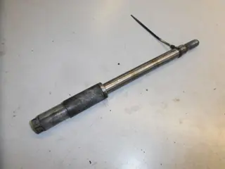 Honda CMX450C Voorwiel as 44301-MM2-670