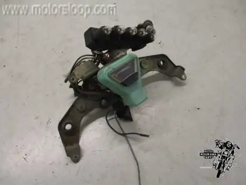 Honda CX500 Tellerbeugel met temp meter.