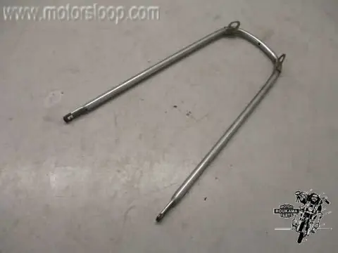 Honda CX500 Voorspatbord beugel?