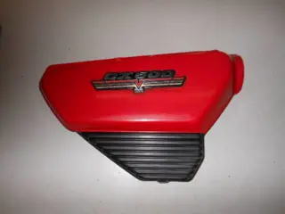 Honda CX500 Zijkap rechts rood 83500-415-000