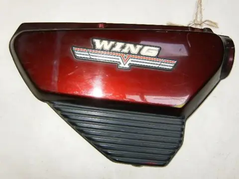 Honda CX500 Zijkap Rechts Donker Rood 83500-415-000