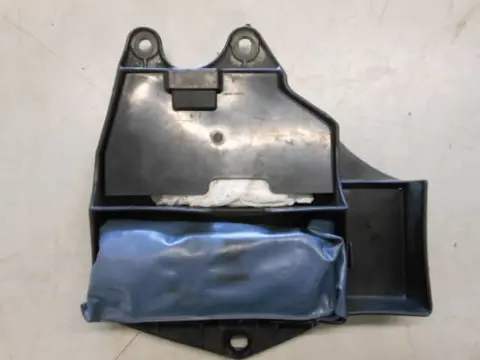 Honda CX500C(PC01) Bakje met gereedschapset