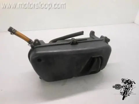 Honda FES250(MF04A) Luchtfilter 17225-KFG-000 & 17235-KFG-000