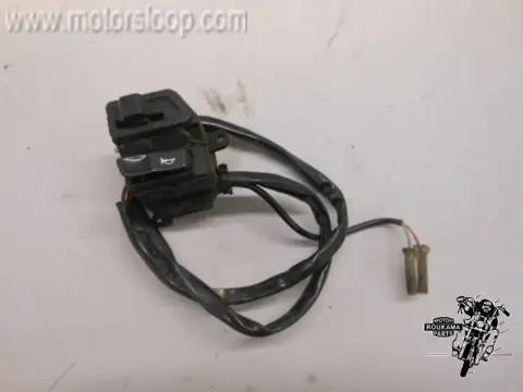 Honda FES250(MF04A) Stuurschakelaar links 35200-KFG-611