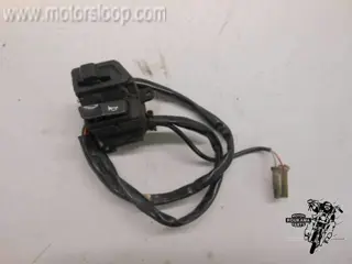 Honda FES250(MF04A) Stuurschakelaar links 35200-KFG-611