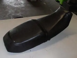 Honda FT500(PC07) Zadel 2 77200-MC8-770