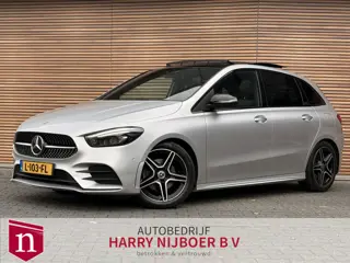 Mercedes-Benz B-Klasse 200 Business Solution AMG-Line Trekaahk / Panodak / LED / Clima / Navi