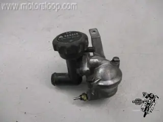 Honda NT650(RC31) Thermostaathuis