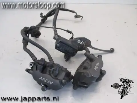 Honda NT650V(RC47) Remklauwset voor met pomp
