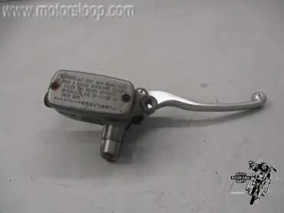Honda NTV650(RC33) Rempomp voor
