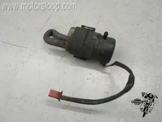 Honda NTV650(RC33) Benzinepomp