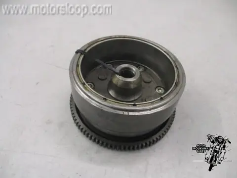 Honda NTV650(RC33) Vliegwiel met startkoppeling