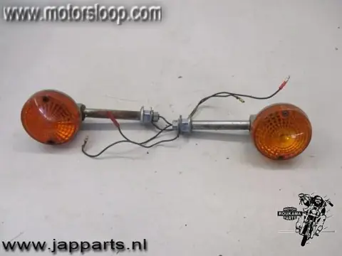 Suzuki GS400 Knipperlichtenset voorkant