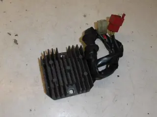 Honda SH532 Spanningsregelaar