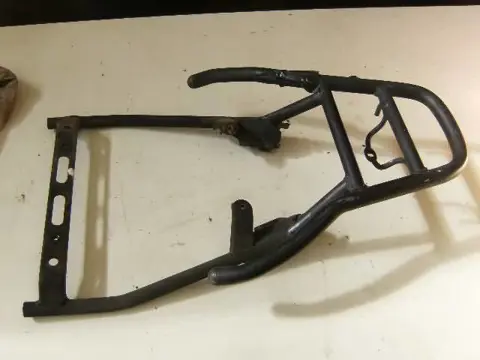 Honda SCV100 Bagagerek , Subframe