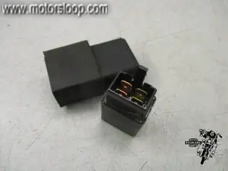 Honda ST1100(SC26) Schakelrelais 4 pins per stuk