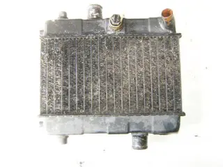 Honda VF1000F Radiateur 1 19050-MB6-003