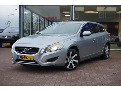 Volvo V60 2.4 D6 AWD Plug-In Hybrid Pure Limited Automaat | Airco | Elek. pakket | LM velgen | Vol o