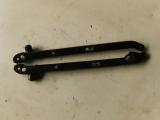 Honda VF1000F Bracket 84120-MB2-670 & 84110-MB2-670