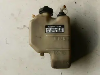 Honda VF1000F Expansie Tank 1
