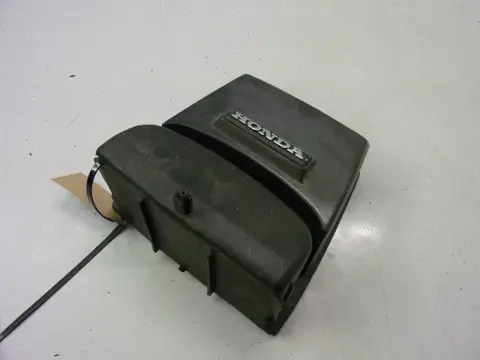 Honda VF1100C(SC12) Gereedschapbakje