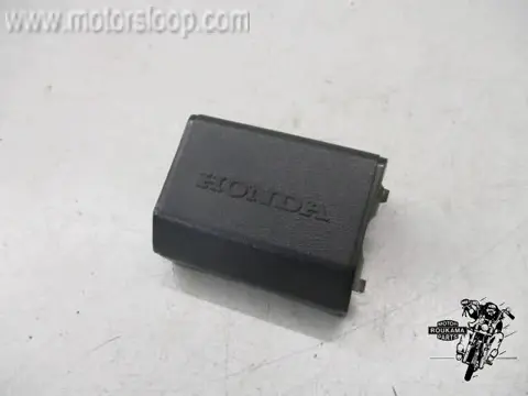 Honda VF500C(PC13) Afdekkapje balhoofdplaat