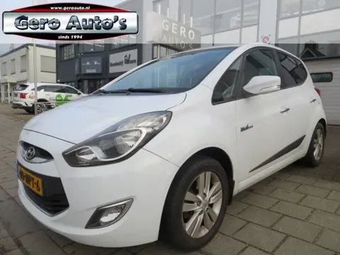 Hyundai ix20 1.4i i-Vision airco ecc ,camera ,trekhaak etc